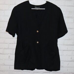 🖤 Theo Miles Button‑Front Top · Size 16 Minimal, structured, and easy to style